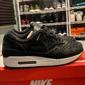 Nike airmax 1 size 10